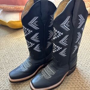 Handmade boots size 5 men’s/7 women’s